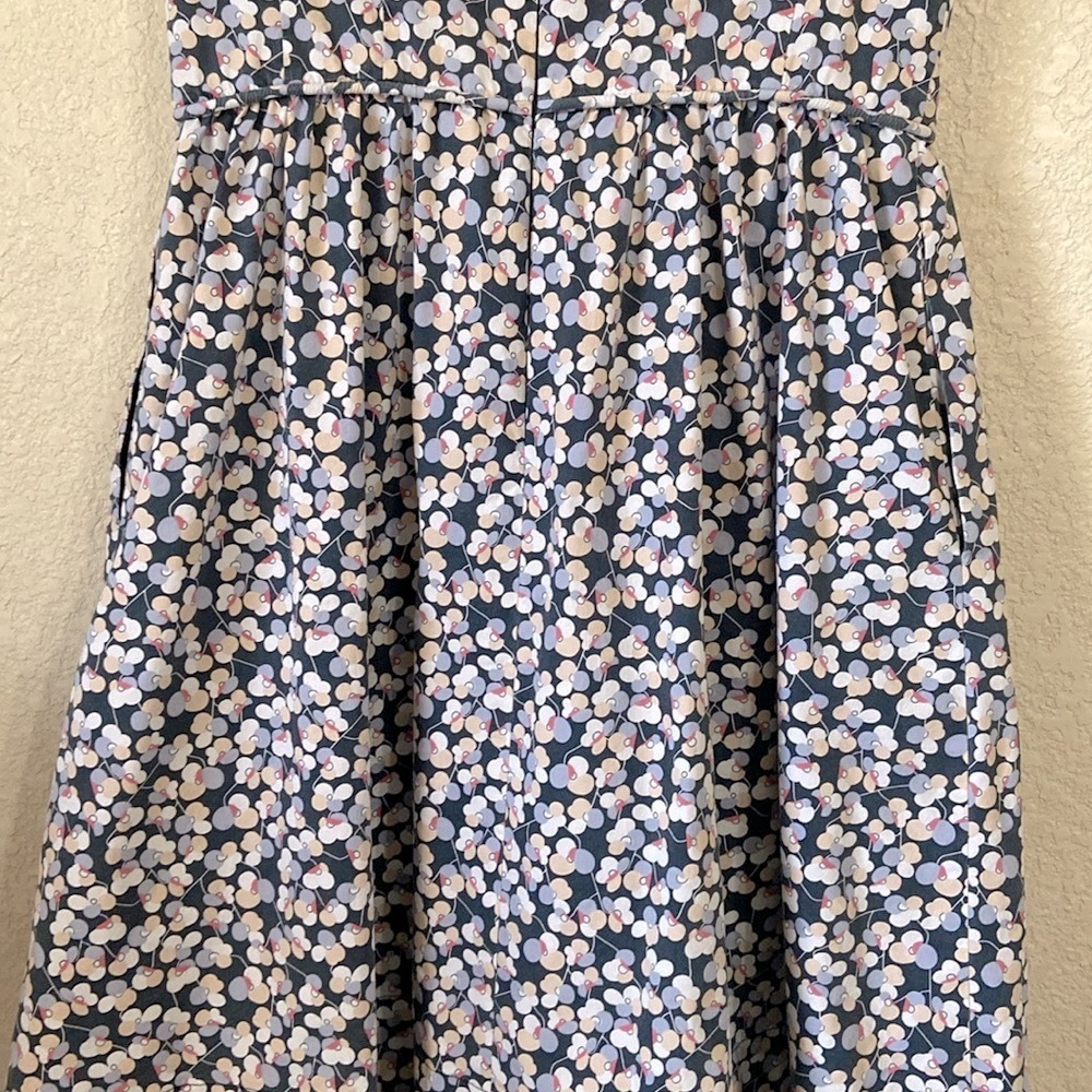1901 Navy Floral Dress - Picture 5 of 9